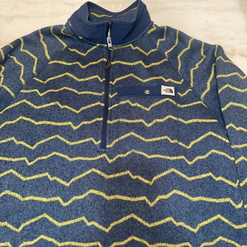 The North‎ Face Men's Novelty Gordon Lions 1/4 Zip Pull Over Size M Blue